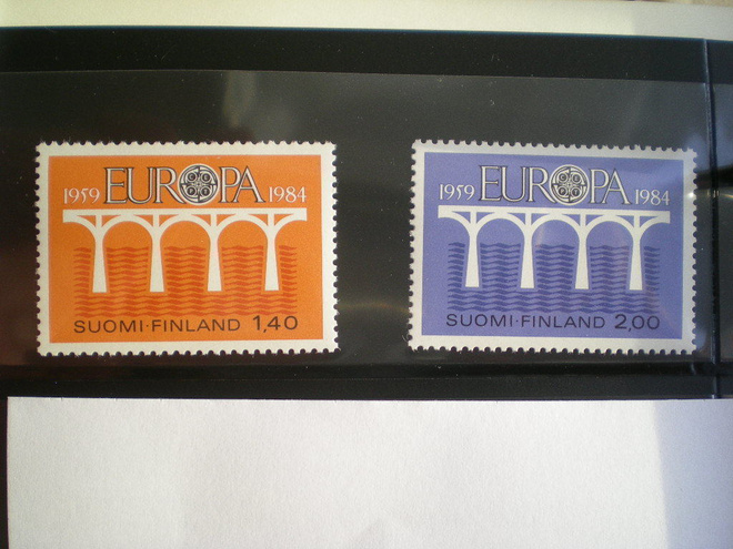 Postituore sarja EUROOPPA 1984 - LaPe 942-943 **