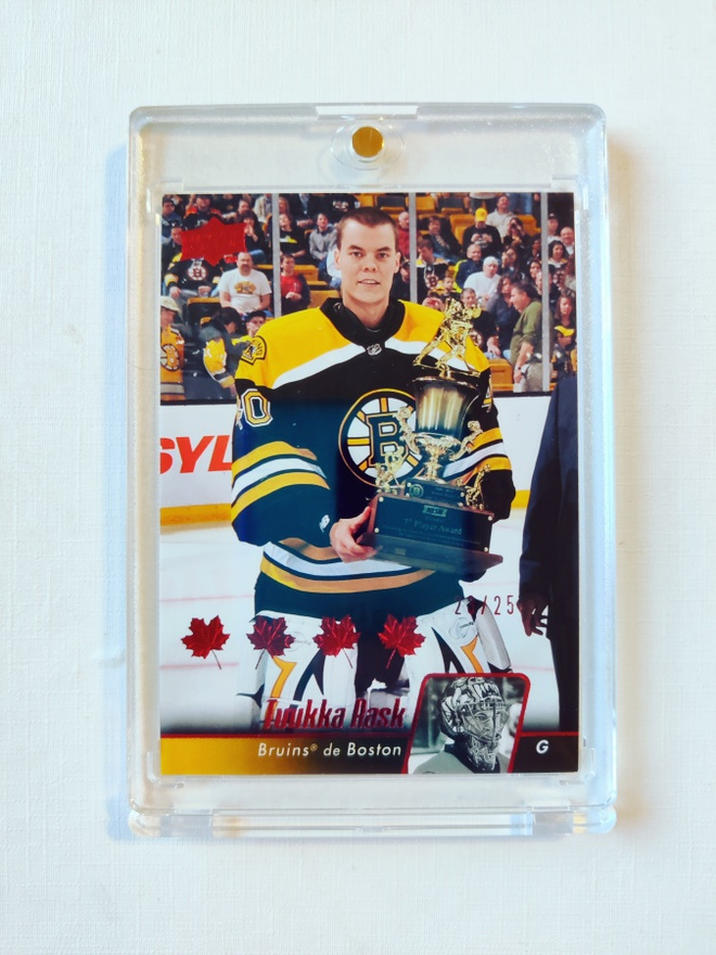 Tuukka Rask - 10-11 UD Canadian Red /25