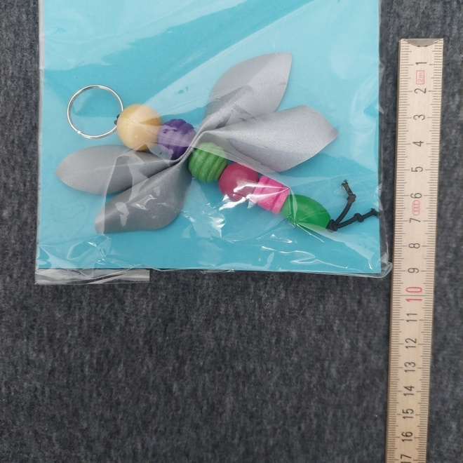 nro 44 heijastin avaimenperä sudenkorento DIY