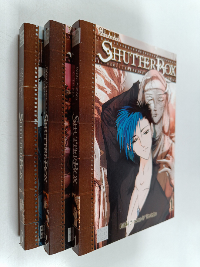 Tavisha Simons : Shutterbox 1-3