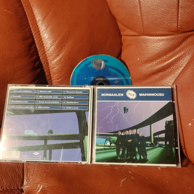 YUP-normaalien maihinnousu CD.