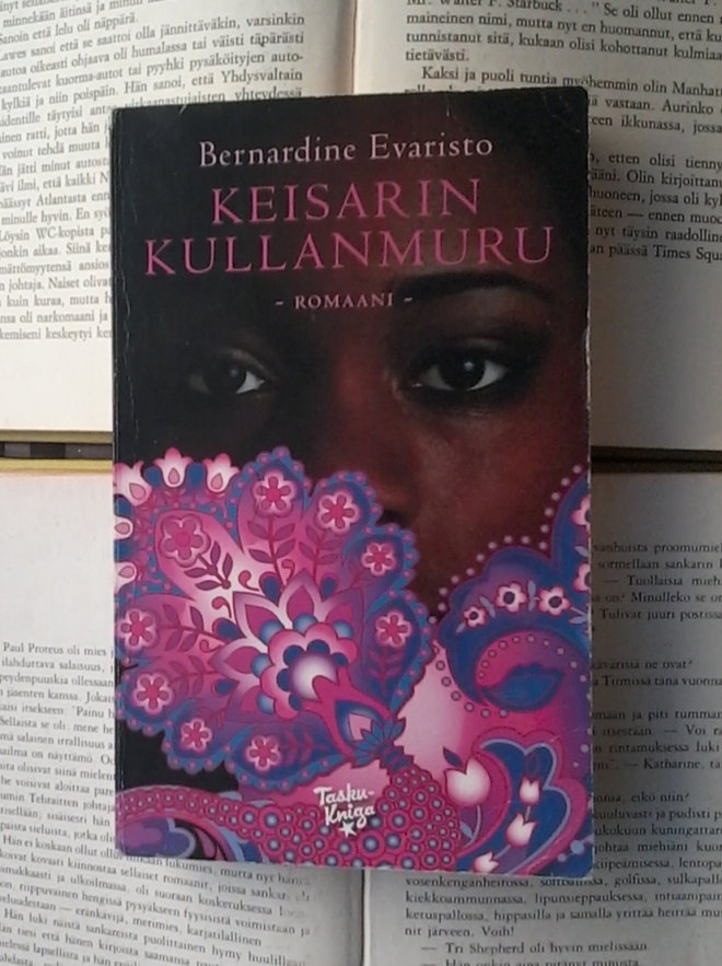 Bernardine Evaristo - Keisarin kullanmuru (pokkari)