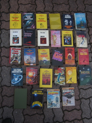 Scifi-kirjoja -aldiss,clarke.crichton.leguin,bradbury v 1952
