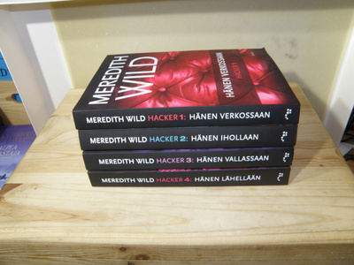 Meredith Wild Hacker 1-4 (kaikki)