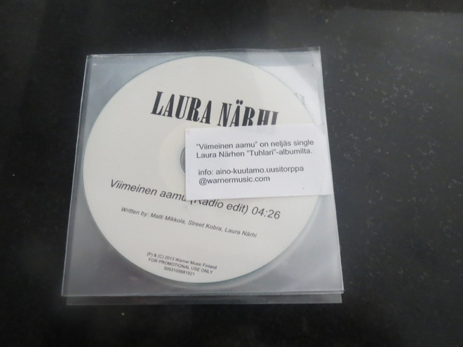 Laura Närhi viimeinen aamu  cds