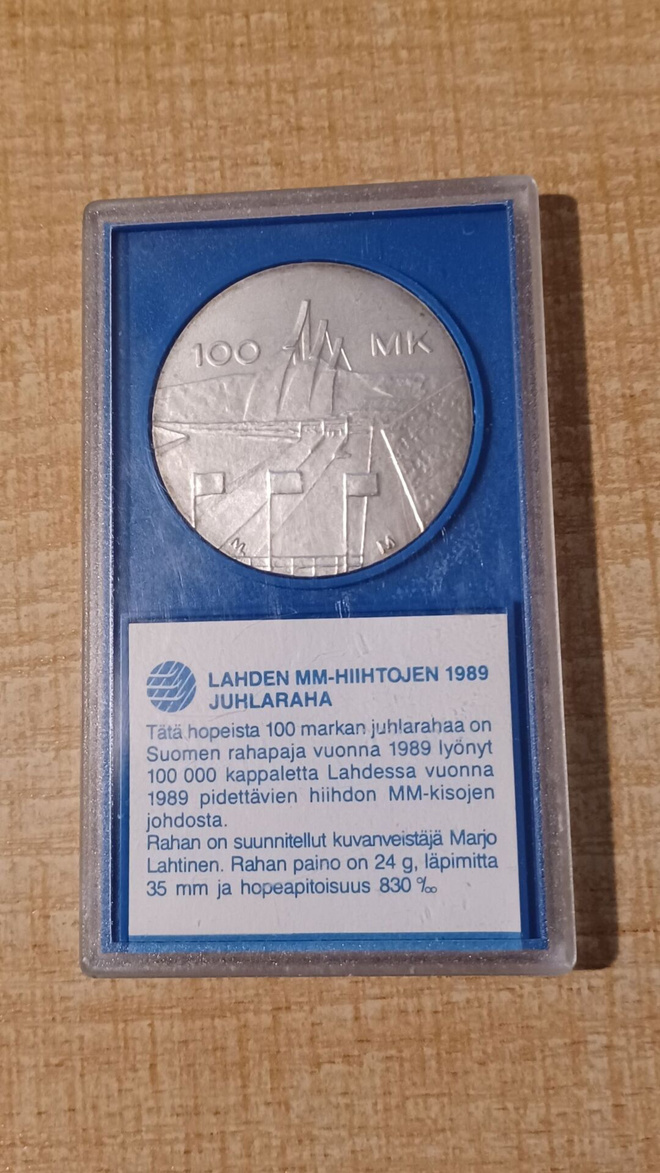 100 mk 1989 Lahti MM-hiihdot. Hopea 830 KL 9.