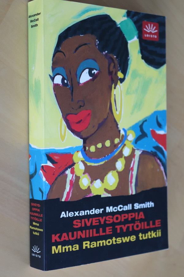 Alexander McCall Smith : Siveysoppia kauniille tytöille