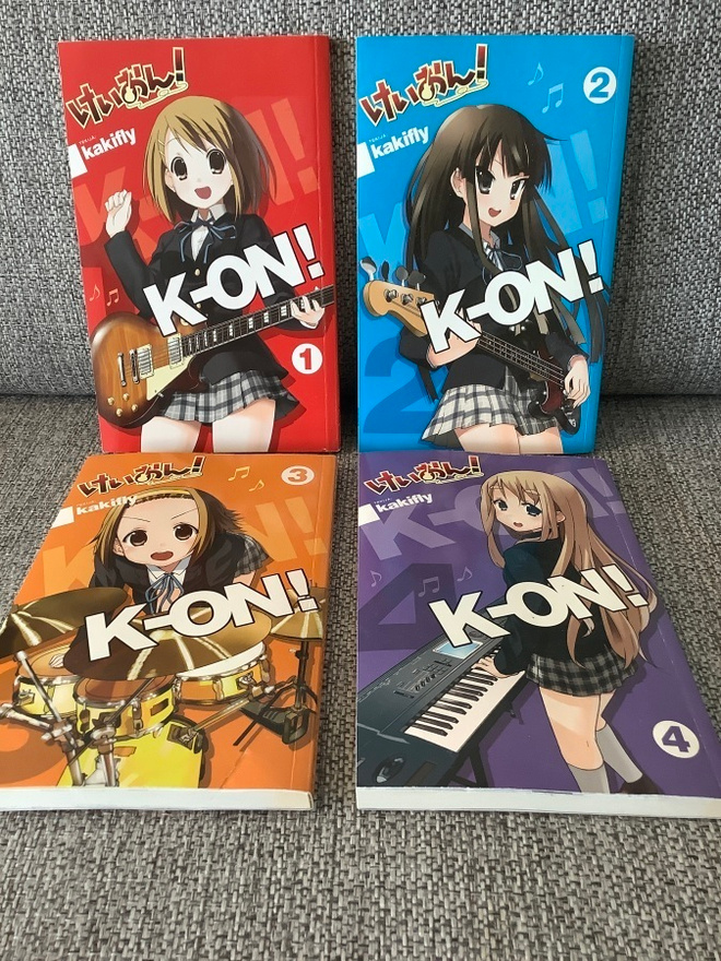 K-ON!  OSAT 1 - 4 (KOKO SARJA)  KAKIFLY