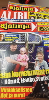 Amatti lehtiä useita