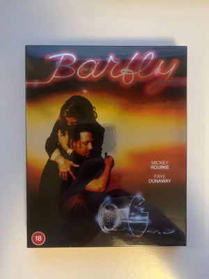 Baarikärpänen (1987) Mickey Rourke & Faye Dunaway (UUSI)