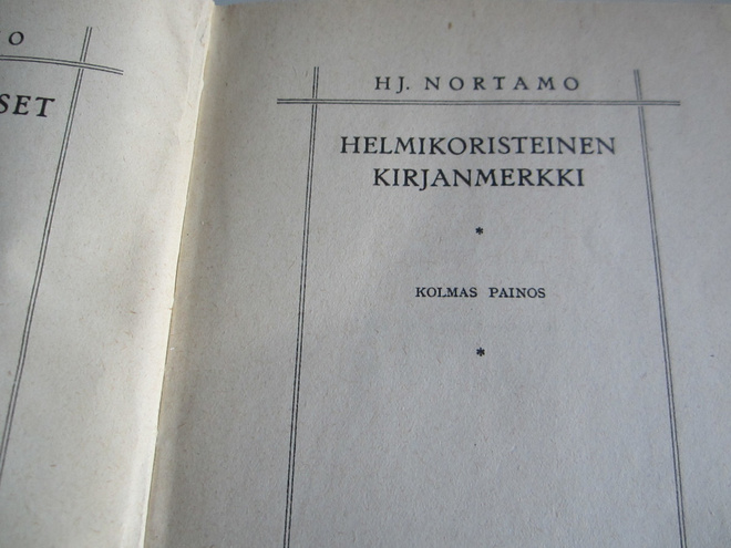 Nortamo: Helmikoristeinen kirjanmerkki