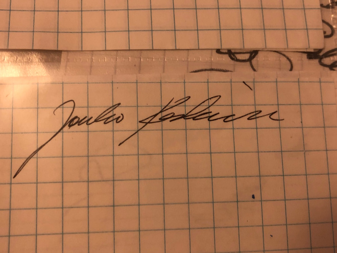 Jouko Keskinen nimikirjoitus paperilla