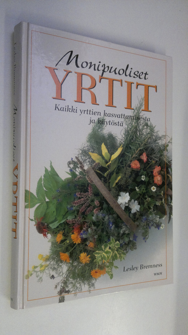 Lesley Bremness : Monipuoliset yrtit