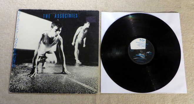THE ASSOCIATES: The Affectionate Punch LP (1980 versio) UK