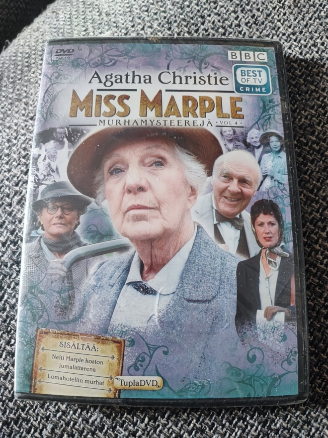 Miss Marple Murhamysteerejä vol. 4 UUSI