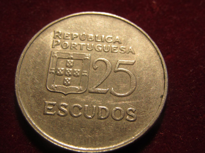 25 escudos 1980. Portugal
