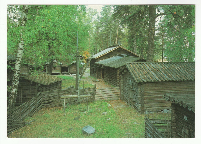 Kolme postikorttia Seurasaaren ulkomuseosta