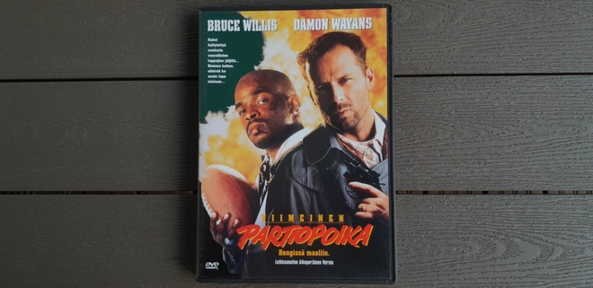 DVD: Viimeinen Partiopoika (Bruce Willis, Damon Wayans 1991)