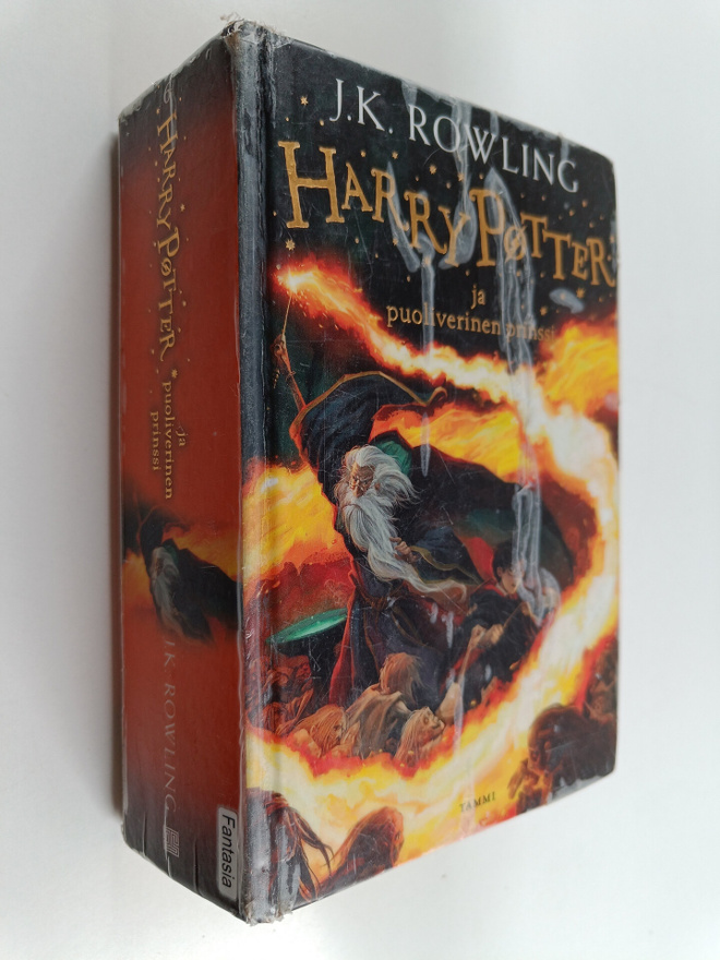 J. K. Rowling : Harry Potter ja puoliverinen prinssi