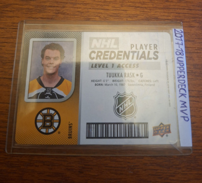 2017-18 Upper Deck MVP-NHL Player Credentials Level 1 Access