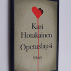 Kari Hotakainen : Opetuslapsi - pikkukuva 1