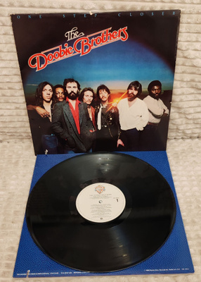 The Doobie Brothers One Step Closer lp