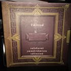 VÄLISSÄ - VALOKUVAT YMMÄRTÄMISEN VÄLINEINÄ ( SIS POSTIKULU) - pikkukuva 1