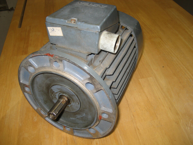 Sähkömoottori ASEA 0,18 kW 880 r/m
