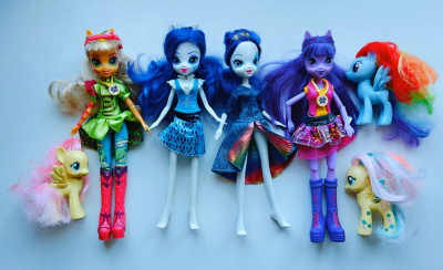 My Little Pony ponit ja nuket