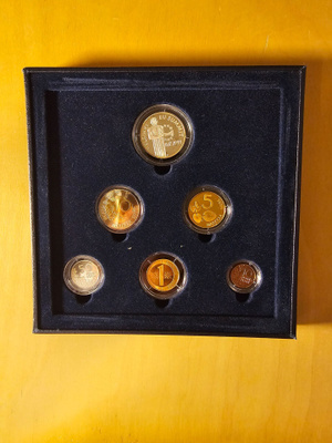Erittäin harvinainen vuoden 1999 rahasarja PROOF-laatuisena