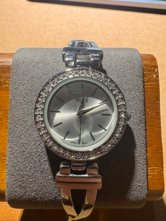 Regal naisten korurannekello, R1823