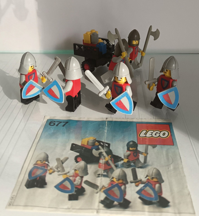 Lego castle 677 Ritarit vuosimallia 1979