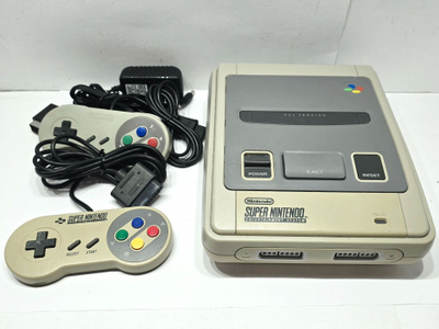 SNES konsoli + ohjain [1]