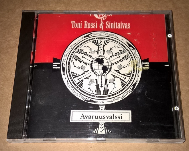 TONI ROSSI & SINITAIVAS AVARUUSVALSSI CD