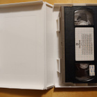 84 Charlie Mopic VHS - pikkukuva 2