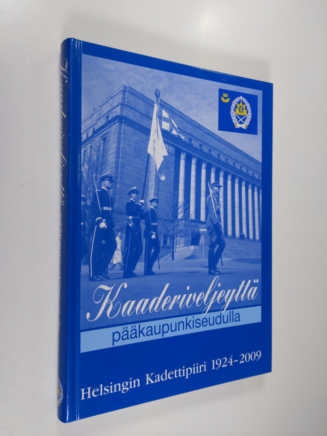Ilkka Kouri : Kaaderiveljeyttä pääkaupunkiseudulla : Hels...