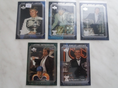 1999-00 Upper Deck Exclusive Gretzky kortteja alkae 2.0e/kpl