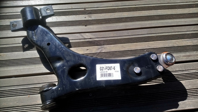 FORD Focus Alatukivarsi 021-FO87-6