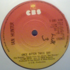 IAN HUNTER  ::  ONCE BITTEN TWICE SHY  ::  VINYYLI  7"  1975 - pikkukuva 2