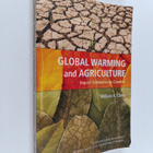 William R. Cline : Global warming and agriculture : end o... - pikkukuva 1