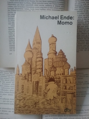 Michael Ende - Momo (Taschenbuch)