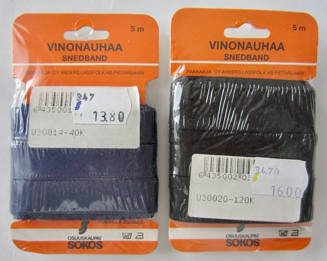 Puuvilla vinonauhat lev. 1,4 cm ja musta 2 cm,  5 m kpl