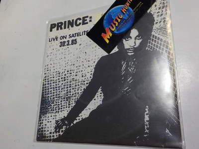 PRINCE - LIVE ON SATELITE M-/M- 7'' SINGLE