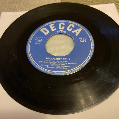 MARTTI GARAM: Muukalaiset yössä * Kukaan ei y… *FIN 1966