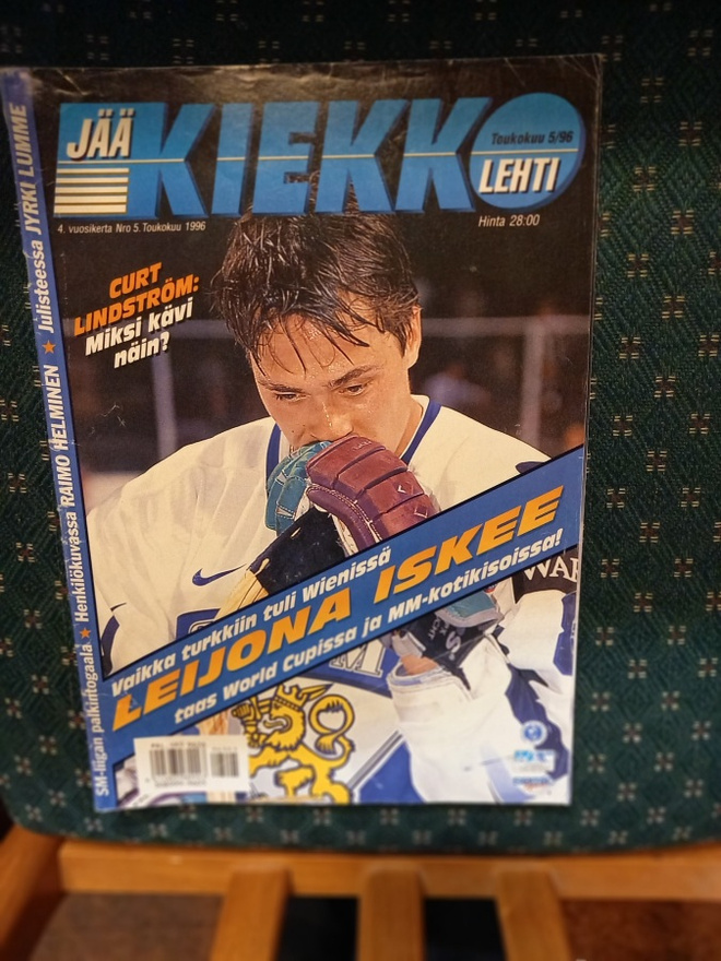 5/96 jääkiekkolehti (kannessa Selänne)