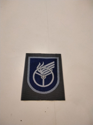 4kpl Suomen armeijan hihamerkkejä.