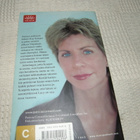 Patricia Cornwell  Pahan jäljillä   -pok - pikkukuva 2