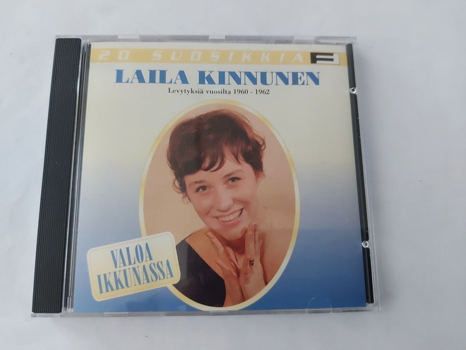 LAILA KINNUNEN - 20 SUOSIKKIA . cd ( VALOA IKKUNASSA )