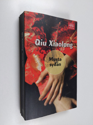 Xiaolong Qiu : Musta sydän