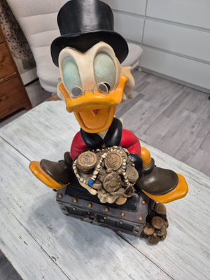 Massiivinen Disney Roope Ankka -keräilypatsas (52 cm / 5 kg)